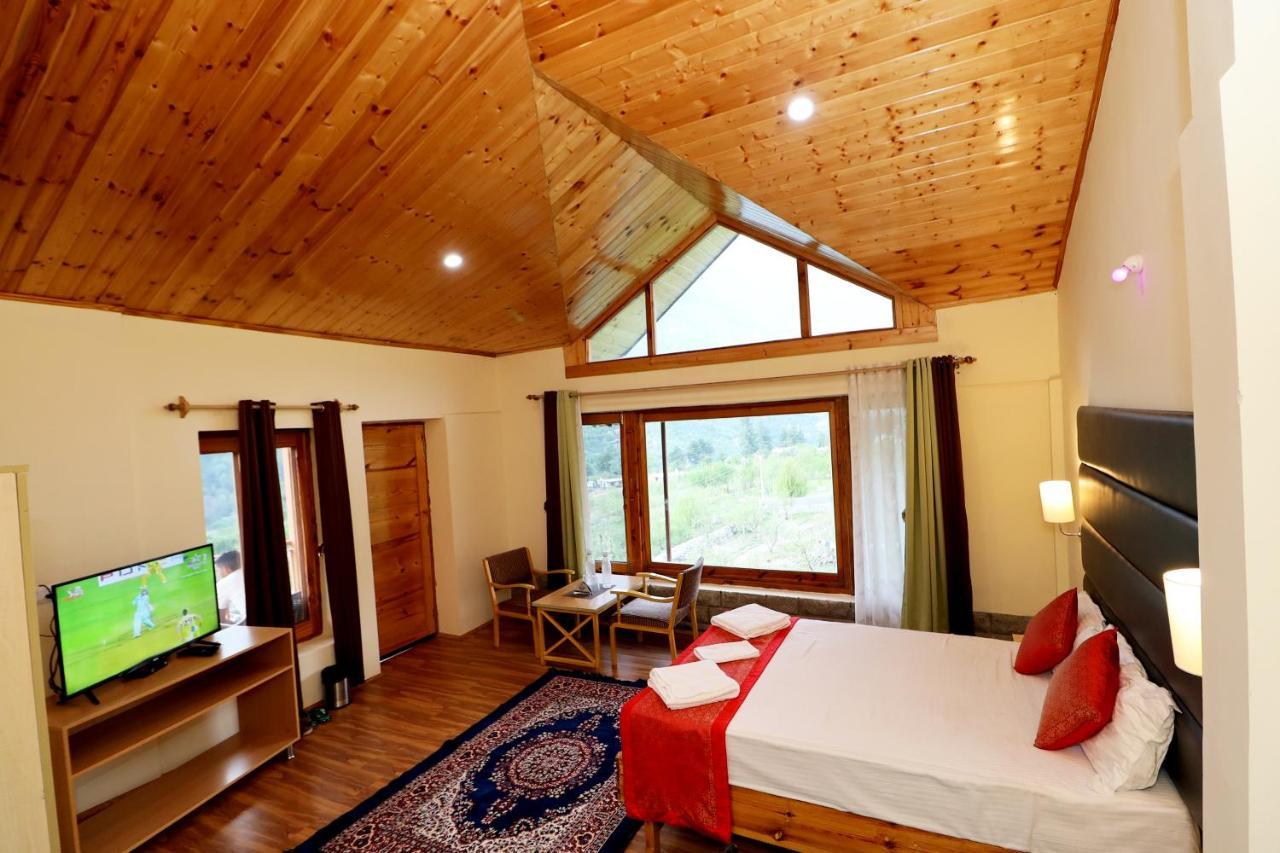 Resort Zaara Resort- Hidden In *